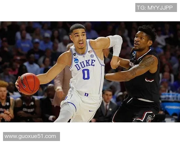 塔图姆担任运营总监寄语杜克队员保持联系随时解决问题