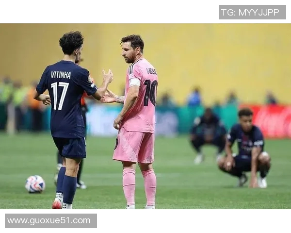 梅西缺席首发对阵委内瑞拉赛场引发球迷热议