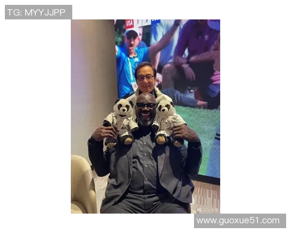 奥尼尔重聚姚明贝克汉姆成龙三位好友共叙旧情欢聚一堂令人感动