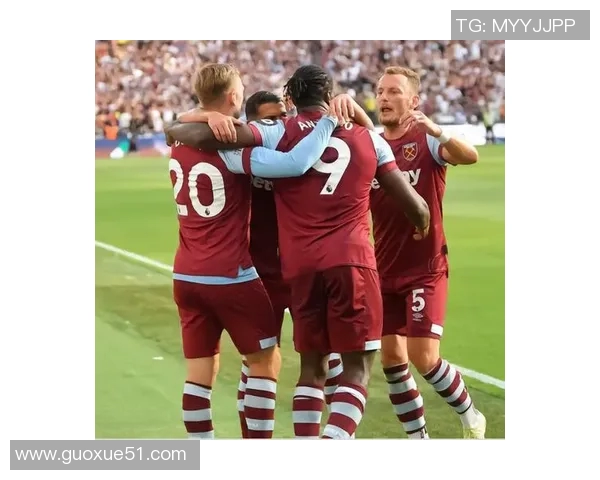 顶级组合恩佐与凯塞多并肩作战成队内射手王全勤出战七场展现实力