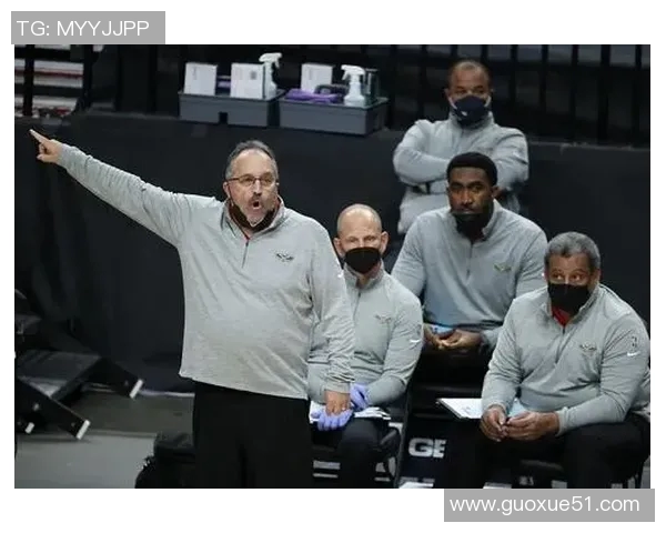 媒体人分析开拓者新教练与球员表现对未来发展的影响