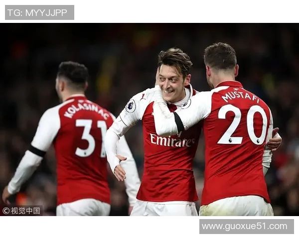 特纳三分球表现惊艳队友鼓励他勇敢投篮展现新风采