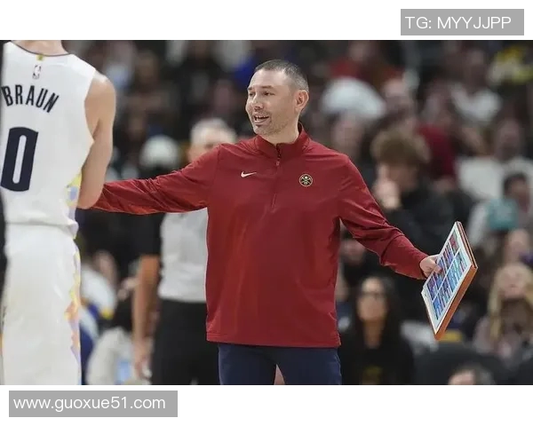 阿德尔曼谈对阵森林狼比赛节奏与新战术执行的挑战与期待