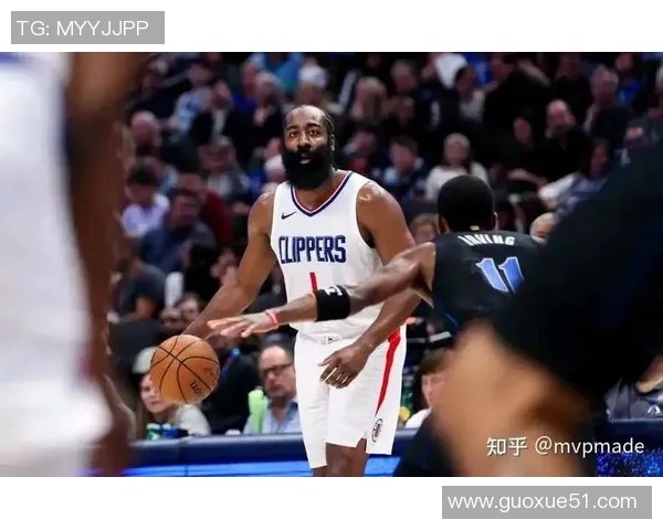 快船首发阵容调整哈登邓恩小琼斯巴图姆祖巴茨迎战缺席的小卡比尔 快船首发阵容调整哈登邓恩小琼斯巴图姆祖巴茨迎战缺席的小卡比尔