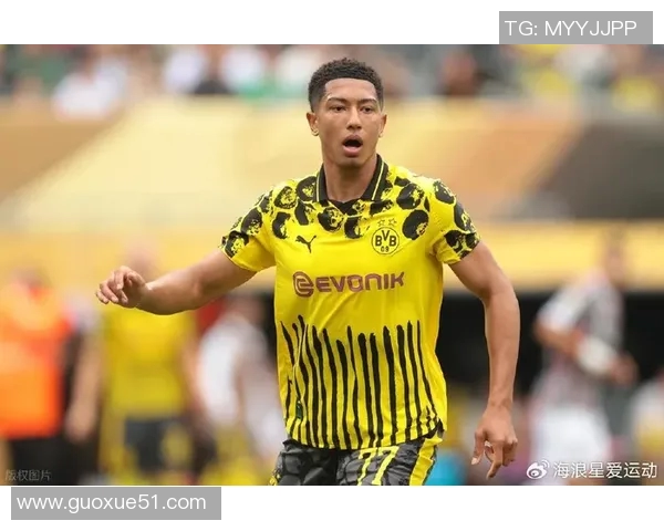 曼联密切关注小贝林厄姆动态有意明年一月租借他 曼联密切关注小贝林厄姆动态有意明年一月租借他