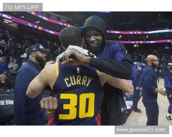 KD谈与奥科吉重聚的兴奋之情称其防守为进攻带来回报 KD谈与奥科吉重聚的兴奋之情称其防守为进攻带来回报