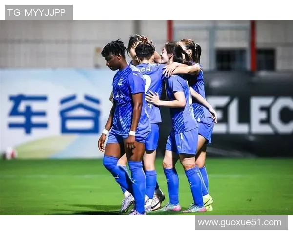 绝杀时刻姜晨璟冷静推射破门VAR确认有效武汉女足暂时领先对手1-0 绝杀时刻姜晨璟冷静推射破门VAR确认有效武汉女足暂时领先对手1-0