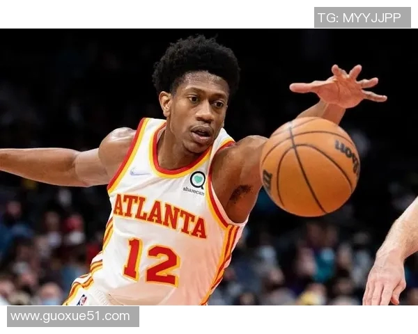 亨特表现出色三分球命中率高达57贡献17分4篮板4助攻正负值正面 亨特表现出色三分球命中率高达57贡献17分4篮板4助攻正负值正面