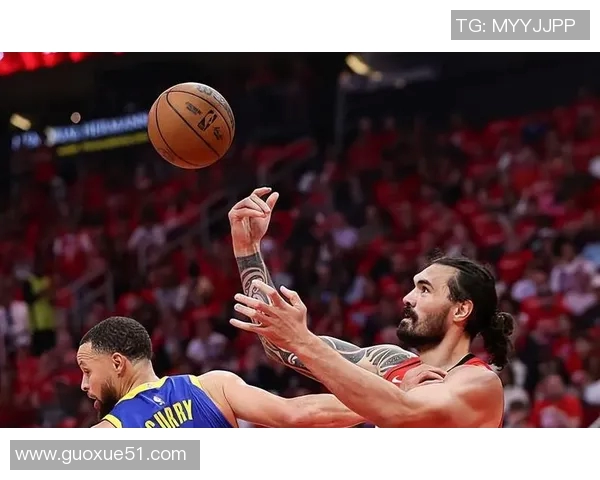 篮板之王庄神16分钟内高效表现12分13篮板8前场板助力球队胜利