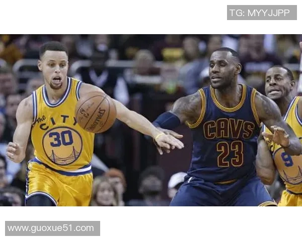 张佳玮分析太阳热火战术对比与马刺组织者缺失问题