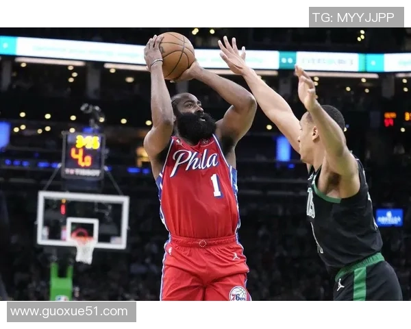 哈登主场揭幕战狂砍三十分七篮板七助攻感受无与伦比的激情与荣耀 哈登主场揭幕战狂砍三十分七篮板七助攻感受无与伦比的激情与荣耀