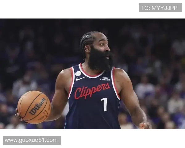 昔日队友今敌手KD穿火箭战袍对决哈登快船球衣真让人唏嘘