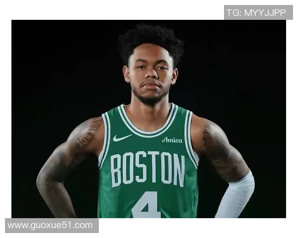 绿军副总裁强调A西蒙斯需展现顶级进攻能力与卓越传球视野 绿军副总裁强调A西蒙斯需展现顶级进攻能力与卓越传球视野