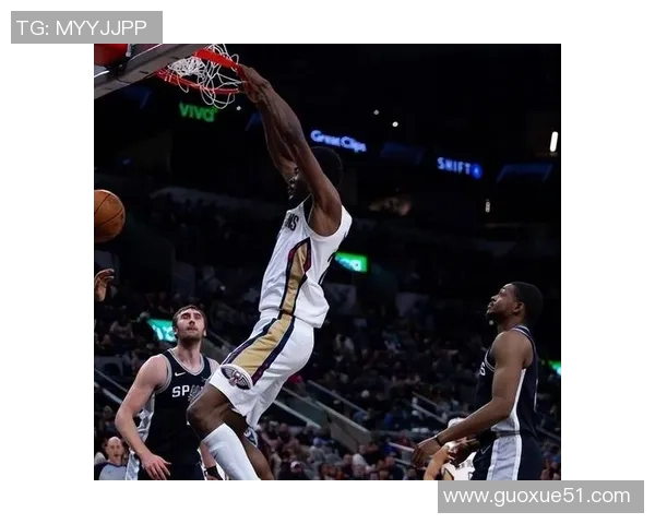 锡安全场高效表现11投9中砍下18分5篮板6助攻1抢断上半场独得16分 锡安全场高效表现11投9中砍下18分5篮板6助攻1抢断上半场独得16分