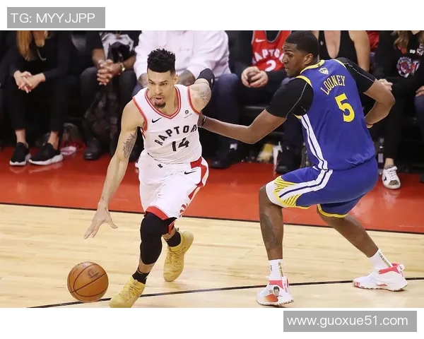 小卡回忆08年采访经历坦言不喜欢被媒体关注与质疑