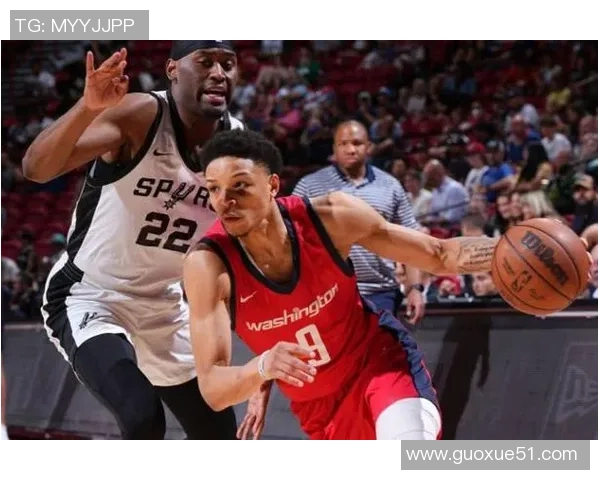 罗林斯表现抢眼但正负值惨淡21投9中贡献24分5篮板7助攻1抢断2盖帽