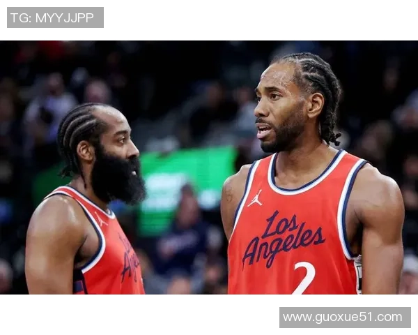 哈登谈与小卡的沟通频率目标是帮助他迅速找到比赛状态