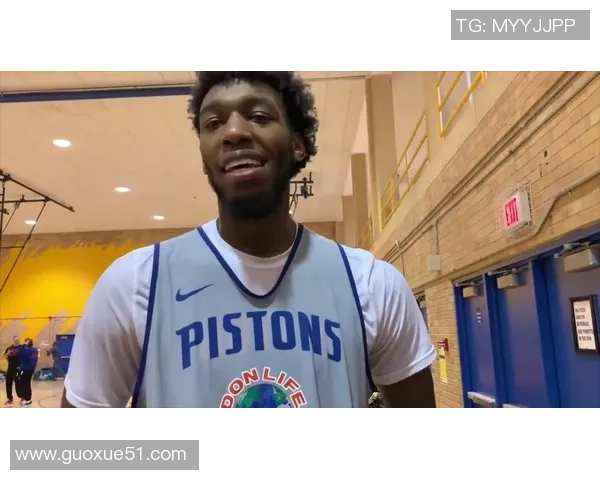 怀斯曼表现稳定2投2中贡献5分4板2助1帽失误略显偏多