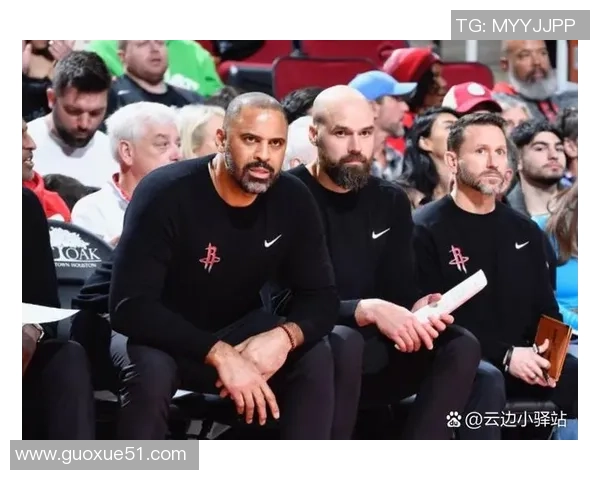 费尔顿称大球型控卫适合火箭队能防守又能助攻不必依赖得分