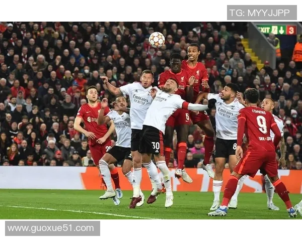 前英超球员分析利物浦补强策略与路易斯迪亚斯的重大影响