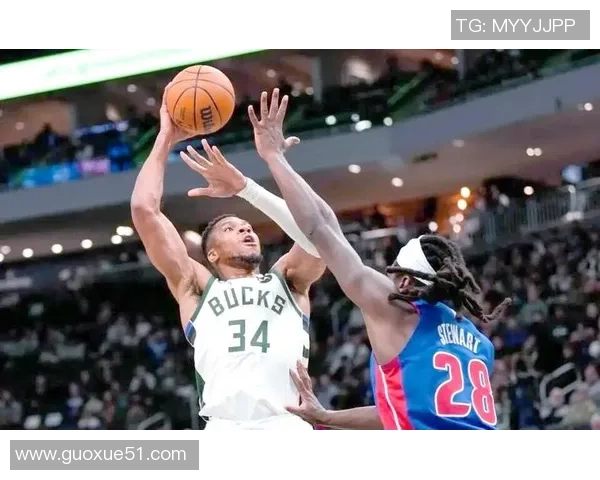 字母哥坦言交易诱惑难挡但誓言保持职业操守与新赛季展望未来