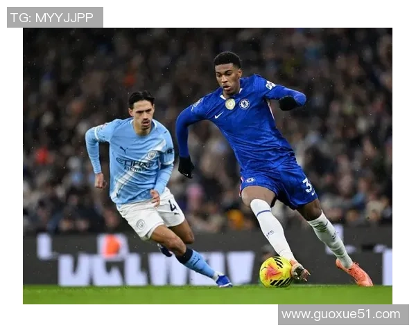 曼城官方祝贺19岁小将查理格雷成功完成一线队首秀