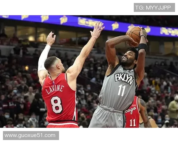 布劳恩复出状态低迷半场未得分却贡献4篮板2助攻 布劳恩复出状态低迷半场未得分却贡献4篮板2助攻